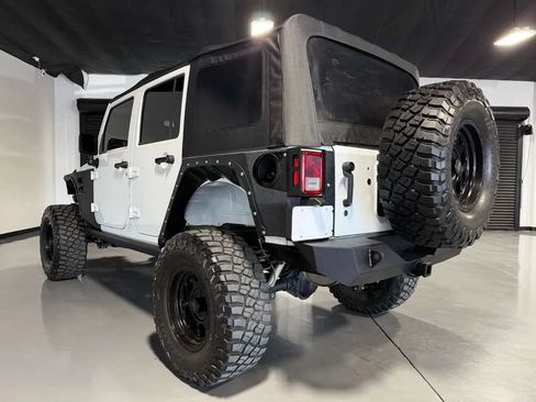 Used 2017 Jeep Wrangler Unlimited Sport w/ Quick Order Package 24S AWD/4WD image 6