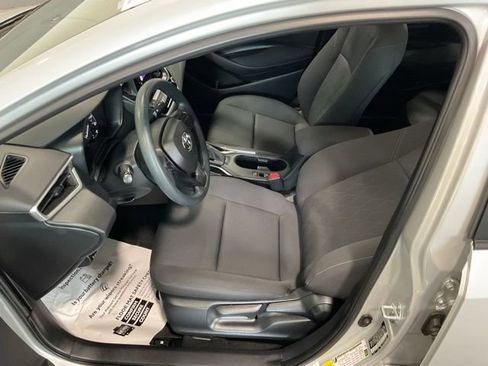 Used 2023 Toyota Corolla LE FWD image 11