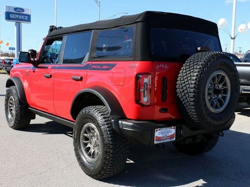 Used 2022 Ford Bronco Badlands image 7