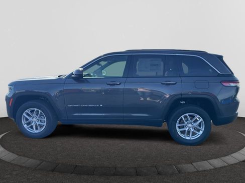 New 2026 Jeep Grand Cherokee Laredo X image 8