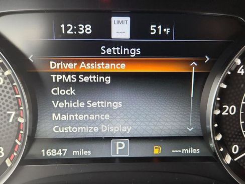 Certified 2024 Nissan Armada Platinum w/ Captain's Chairs Package image 30