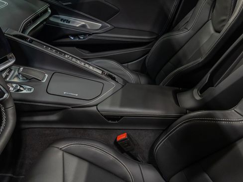 Used 2023 Chevrolet Corvette Stingray Coupe w/ Z51 Performance Package image 60