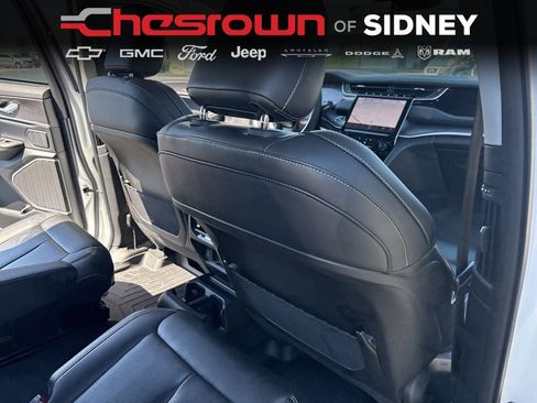 Used 2023 Jeep Grand Cherokee L Limited w/ Luxury Tech Group II image 27