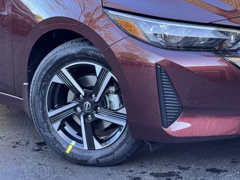 New 2025 Nissan Sentra SV image 3