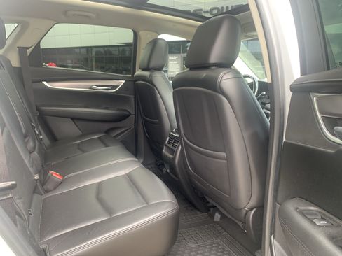 Used 2018 Cadillac XT5 Premium Luxury FWD image 33