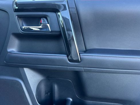 Certified 2024 Toyota 4Runner TRD Off-Road image 22