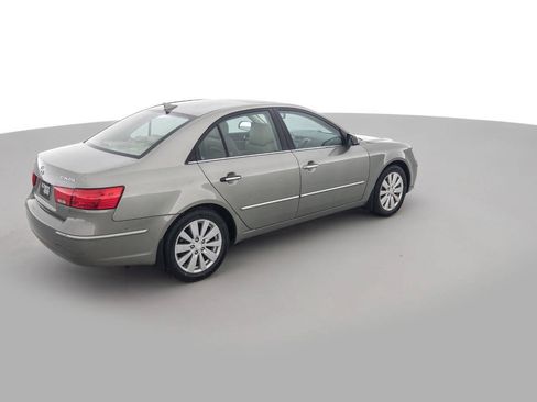 Used 2010 Hyundai Sonata Limited FWD image 5
