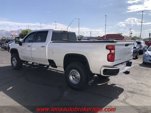 Used 2020 Chevrolet Silverado 3500 High Country w/ Z71 Off-Road Package AWD/4WD image 8