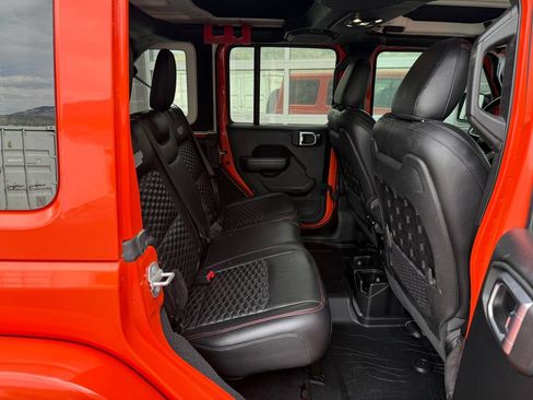 Used 2020 Jeep Wrangler Unlimited Rubicon AWD/4WD image 38