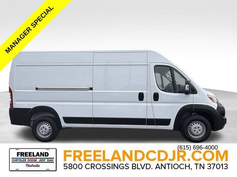 Used 2025 RAM ProMaster 3500 w/ Convenience Group FWD image 2