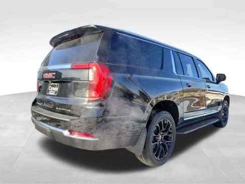 New 2026 GMC Yukon XL Elevation image 11