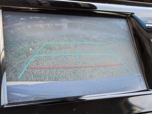 Used 2019 Toyota Camry LE FWD image 6