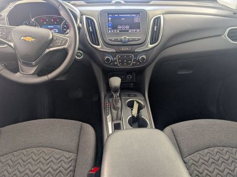 Used 2024 Chevrolet Equinox LT FWD image 24