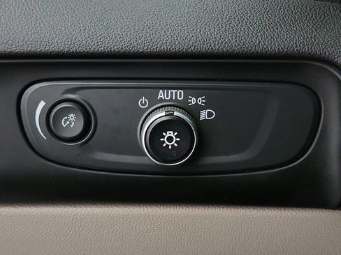Used 2020 Buick Enclave Essence w/ Sport Touring Edition AWD/4WD image 21