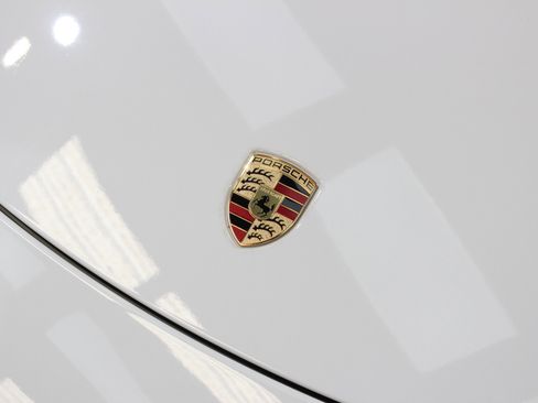 Used 2018 Porsche 718 Cayman GTS image 28