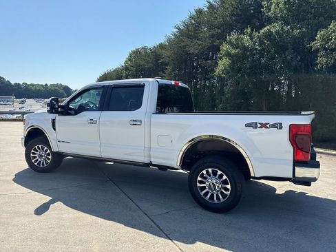 Used 2021 Ford F250 Lariat w/ Lariat Ultimate Package AWD/4WD image 11