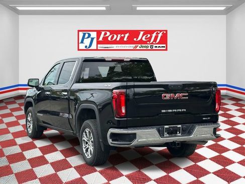 Used 2025 GMC Sierra 1500 SLT AWD/4WD image 5