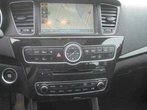 Used 2015 Kia Cadenza Premium w/ Luxury Package image 19