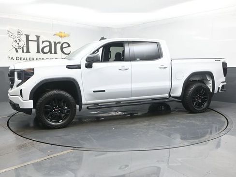 Used 2023 GMC Sierra 1500 Elevation image 30