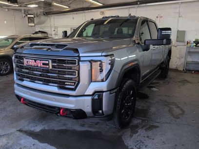 Used 2025 GMC Sierra 2500 AT4 w/ AT4 Premium Plus Package