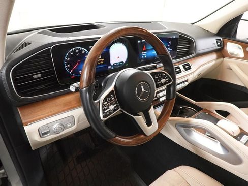 Used 2022 Mercedes-Benz GLS 450 4MATIC image 29