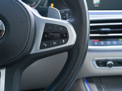 Certified 2022 BMW X5 xDrive40i w/ M Sport Package image 20