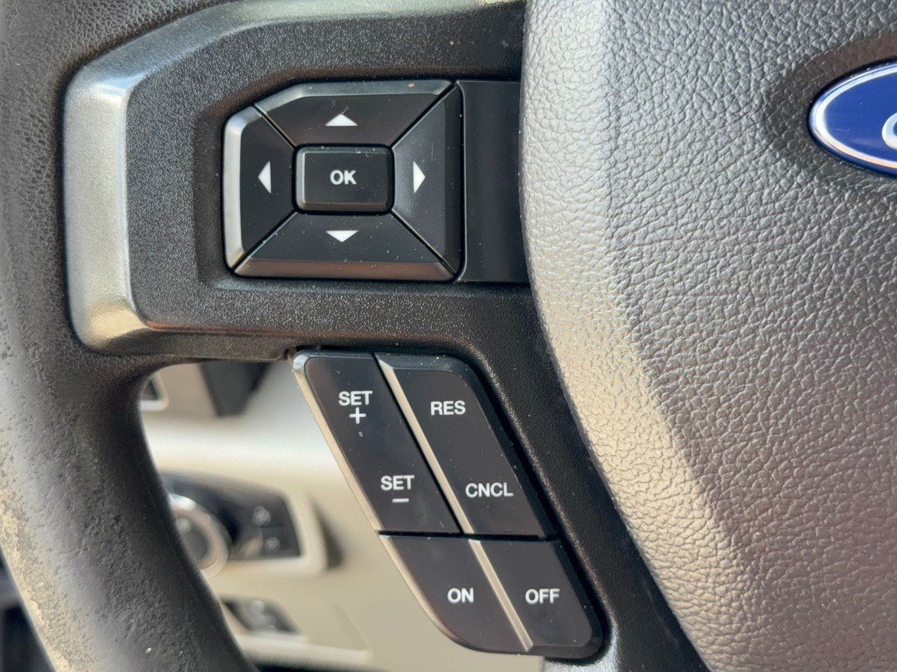 Used 2019 Ford F250 XLT w/ XLT Premium Package AWD/4WD image 18