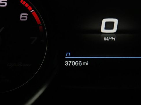 Used 2022 Alfa Romeo Stelvio Ti w/ Active Assist Plus Package image 38