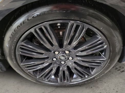 Used 2021 Land Rover Range Rover Westminster Edition image 12