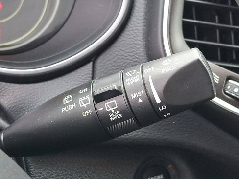 Used 2022 Jeep Cherokee Trailhawk image 28