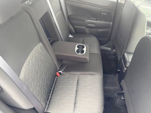 Used 2021 Mitsubishi Outlander Sport LE AWD/4WD image 50