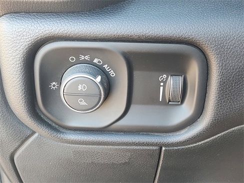 Certified 2024 RAM 2500 Big Horn image 27