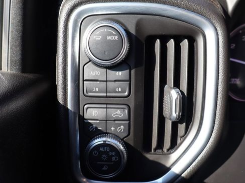 Used 2021 GMC Sierra 2500 AT4 w/ Snow Plow Prep/Camper Package image 18