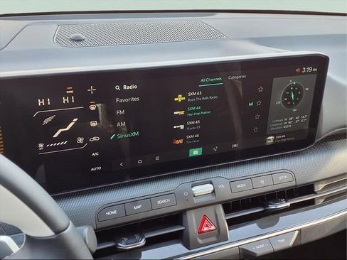 New 2026 Kia K4 GT-Line image 4