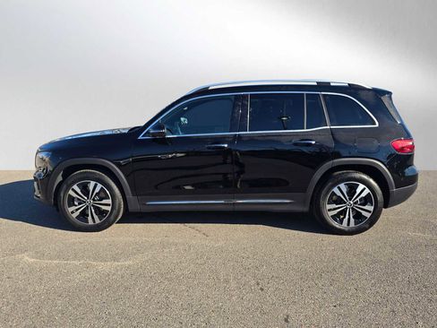Used 2025 Mercedes-Benz GLB 250 4MATIC image 6
