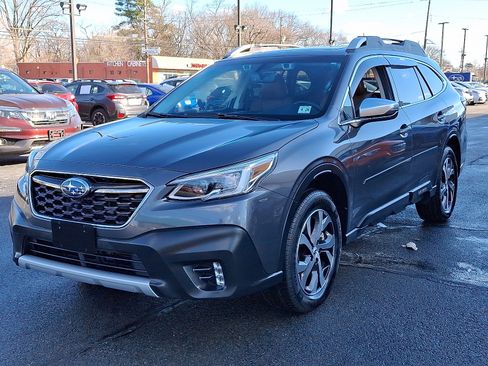 Used 2021 Subaru Outback Touring XT image 3