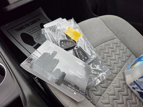 Used 2022 Chevrolet Equinox LT image 8