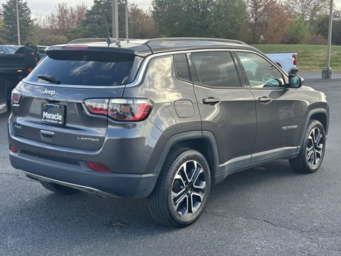 Used 2023 Jeep Compass Limited image 7