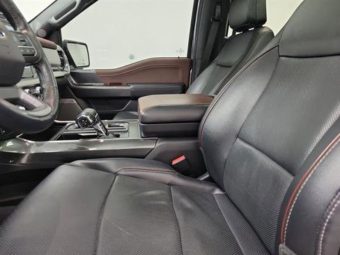 Used 2022 Ford F150 Lariat w/ Max Trailer Tow Package image 22