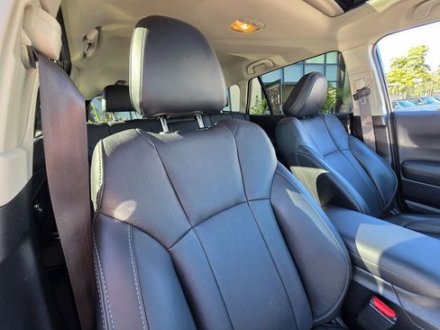 Used 2022 Subaru Outback Limited image 17