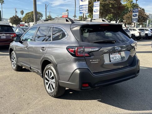 Certified 2024 Subaru Outback Premium image 6