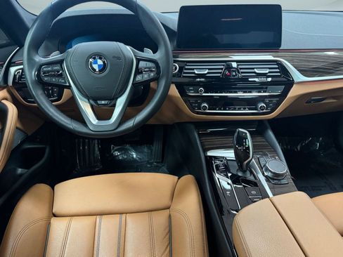 Certified 2023 BMW 540i xDrive w/ Premium Package image 22