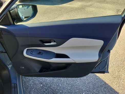 New 2026 Nissan Sentra SL w/ Floor Mat Package FWD image 27