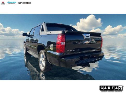 Used 2008 Chevrolet Avalanche LT w/ Convenience Package #1 image 4