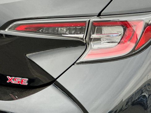 Used 2020 Toyota Corolla XSE image 24