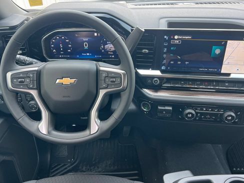 New 2026 Chevrolet Silverado 1500 Custom Trail Boss AWD/4WD image 11