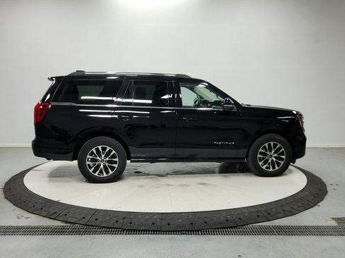 Used 2025 Ford Expedition Platinum AWD/4WD image 9