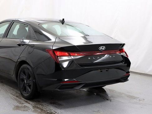 Used 2022 Hyundai Elantra SEL w/ Convenience Package image 7