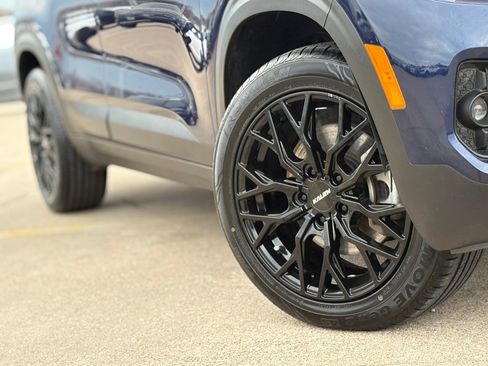 Used 2021 Kia Seltos EX image 12