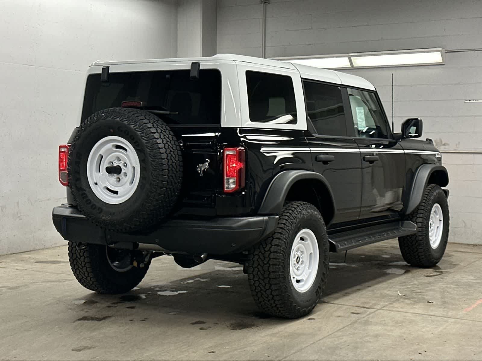 New 2026 Ford Bronco Heritage Edition AWD/4WD image 31